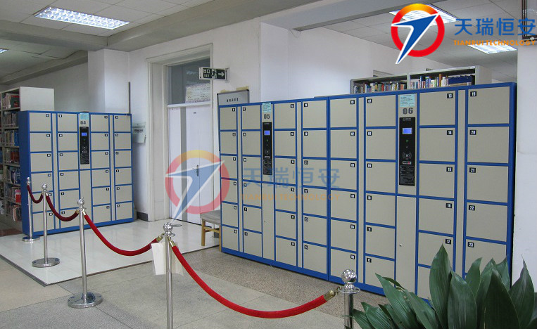 秦皇島燕山大學(xué) (2)_meitu_4_副本