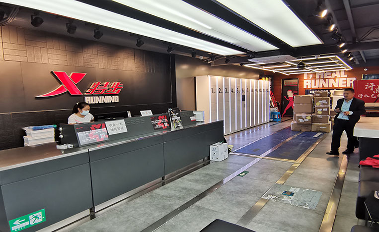 人臉識別智能儲物柜