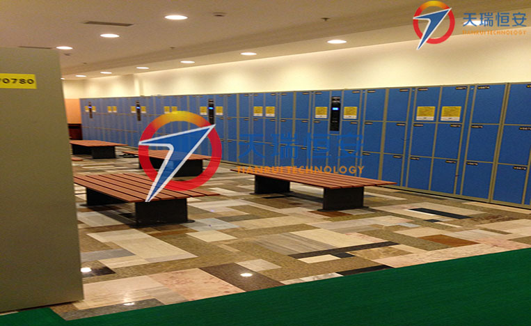 夢(mèng)幻水世界更衣室