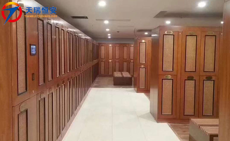 更衣柜生產廠家