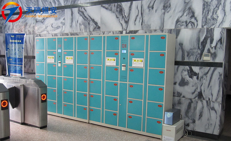 自動(dòng)儲(chǔ)物柜