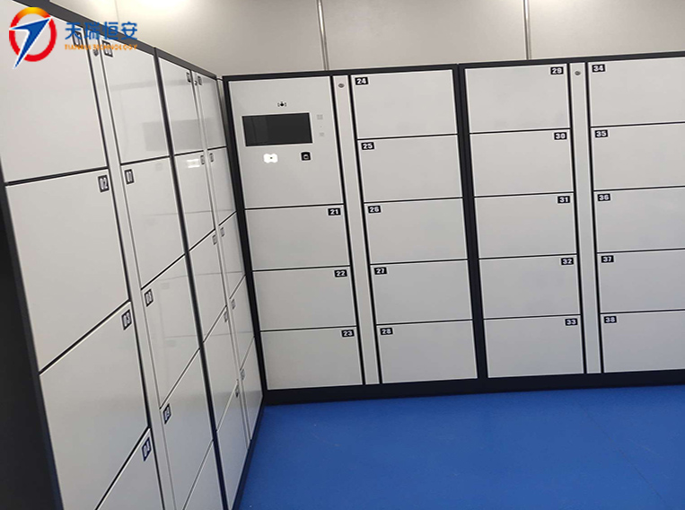 甘肅警察學(xué)院智能管理柜