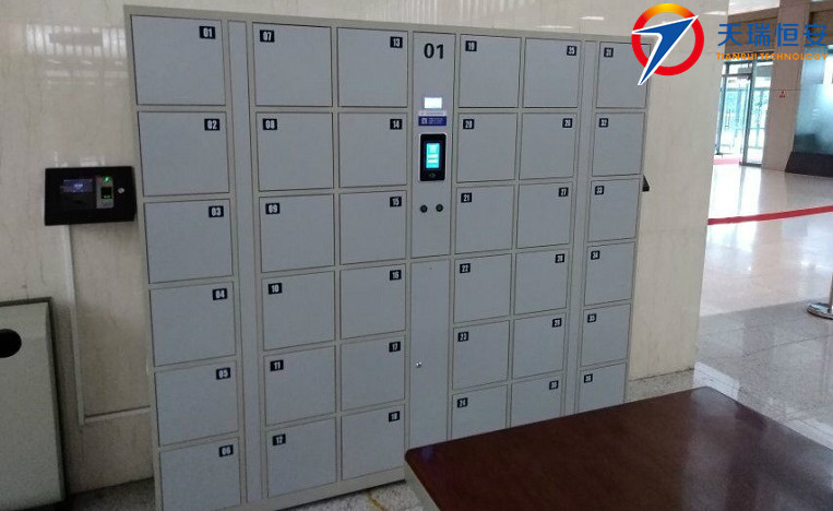 人臉識別儲物柜