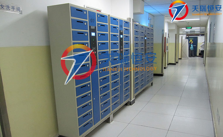 賓堡手機(jī)電子寄存柜