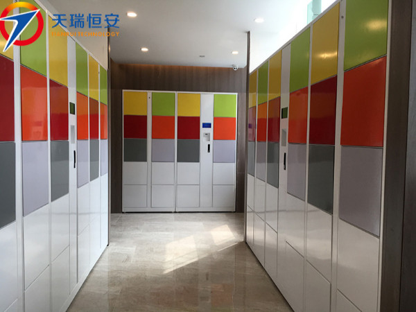 聯(lián)網(wǎng)型二維碼智能儲(chǔ)物柜