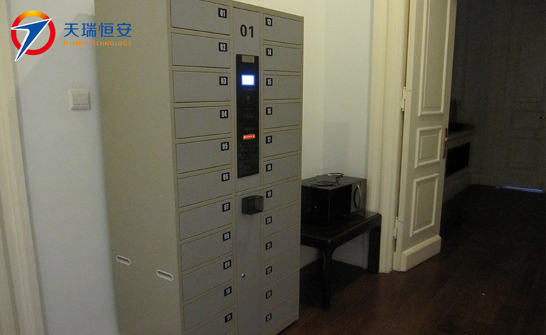 自助手機寄存柜