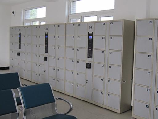 我們能放假，但是電子寄存柜不能